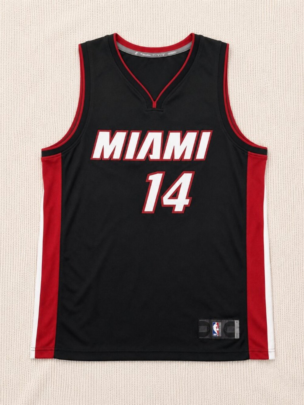 Fanatics NBA Miami Heat #14  Tyler Herro Jersey | Men's Size Large